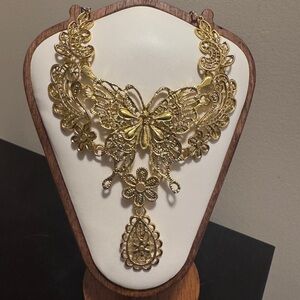 Elegant Gold Tone Butterfly Necklace Statement Jewelry
